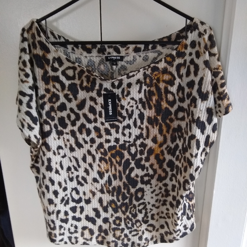 Express Leopard top Size M